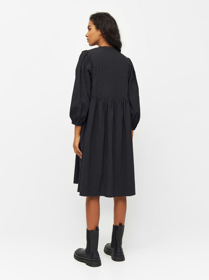 Kleid Heavy seersucker A-shape midi dress - Black Jet - KnowledgeCotton