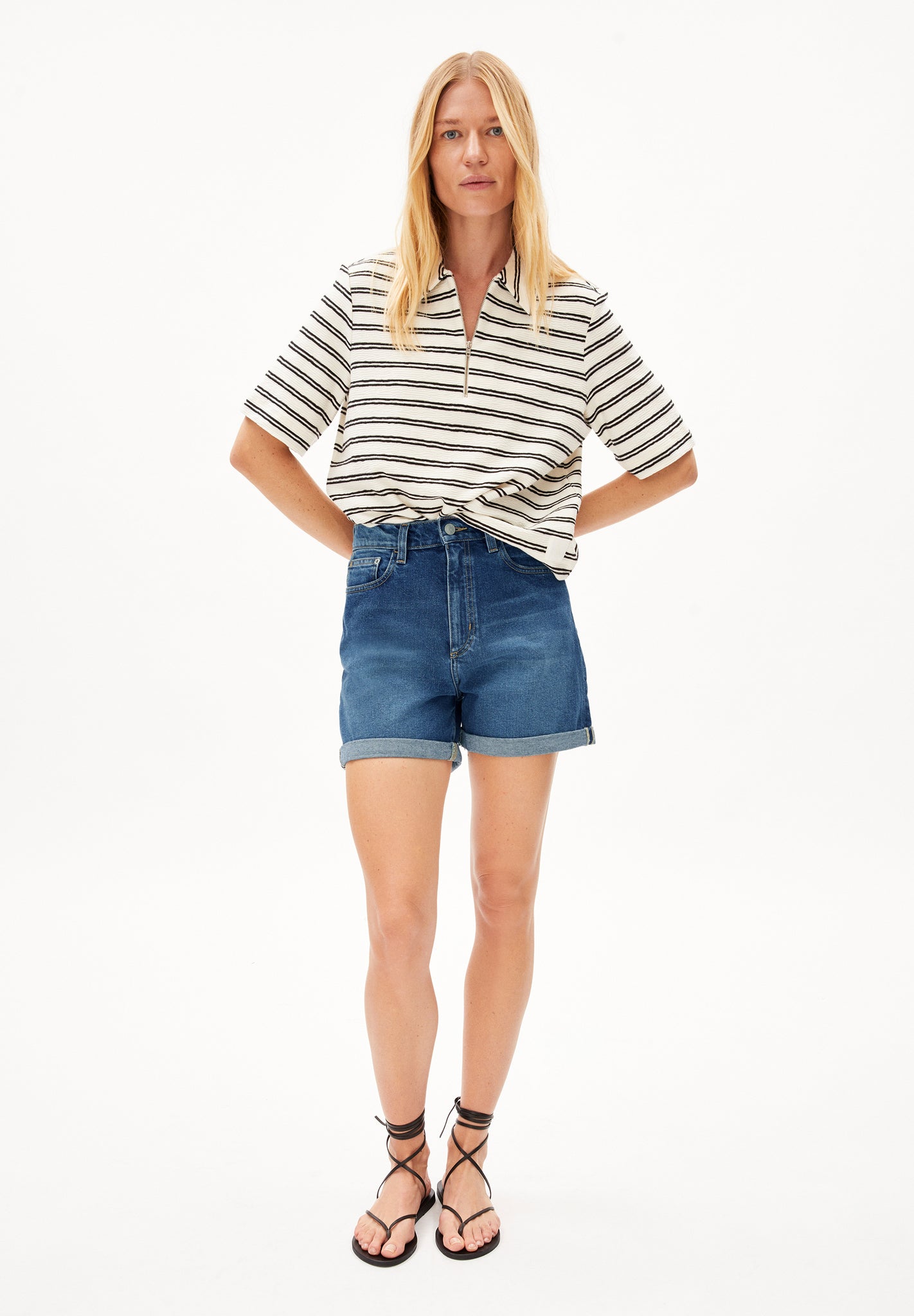 Jeans Shorts SHEAARI - wavy blue - ARMEDANGELS